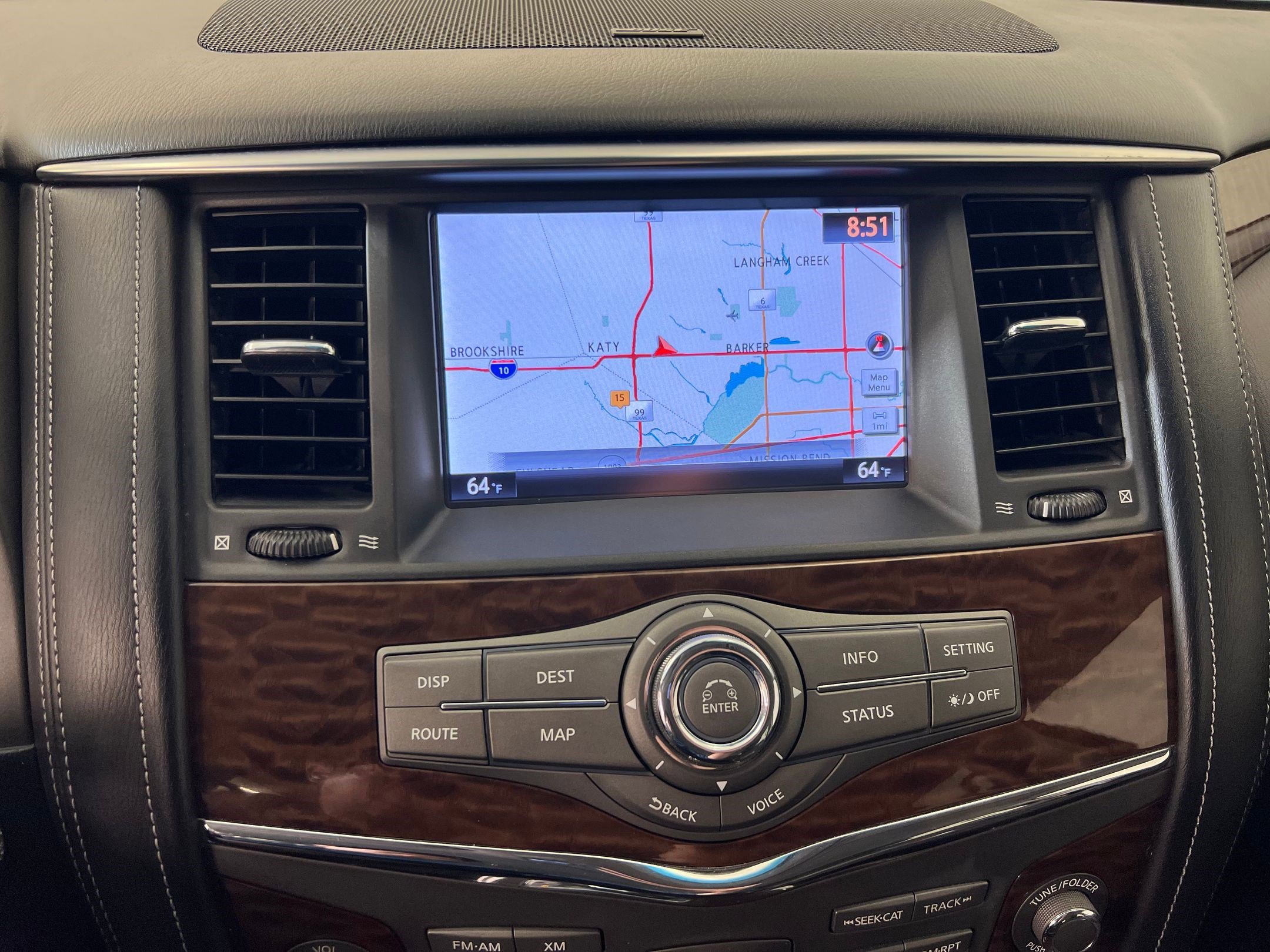 Used 2017 Nissan Armada SV image 28