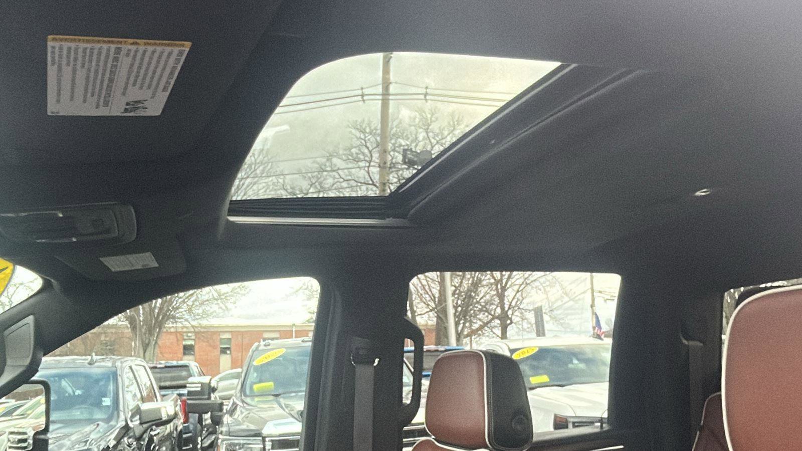 Used 2024 GMC Sierra 2500 Denali Ultimate w/ Snow Plow Prep/Camper Package image 31