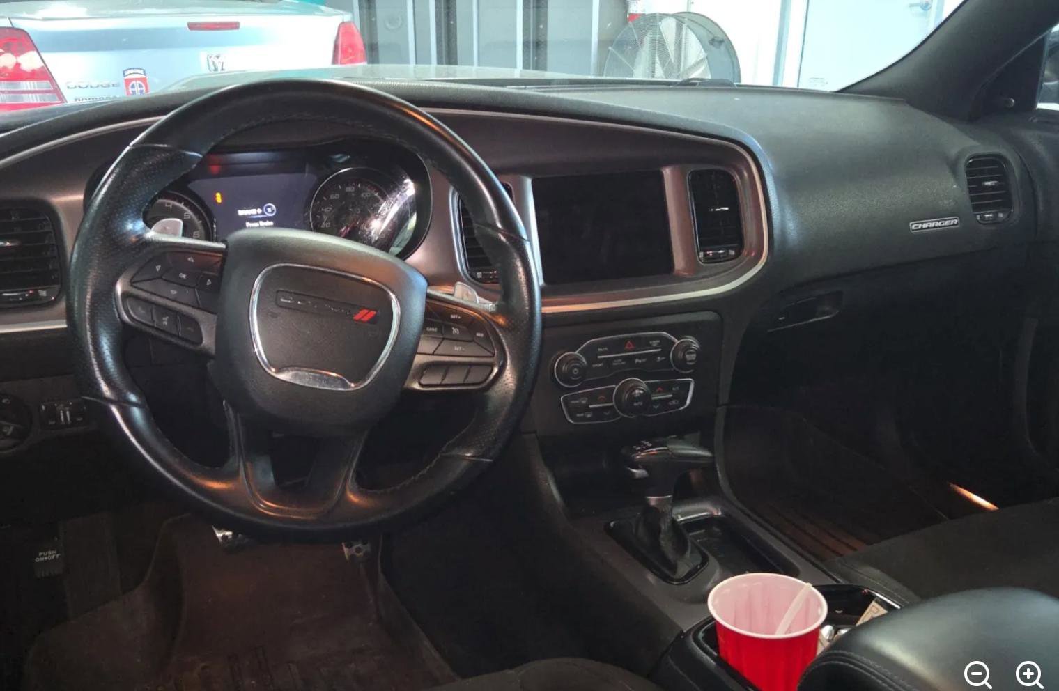 Used 2022 Dodge Charger R/T w/ Blacktop Package RWD image 10