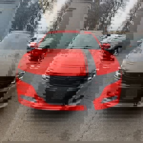 Used 2018 Dodge Charger R/T image 2
