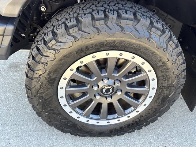 Used 2025 INEOS Grenadier AWD/4WD image 14