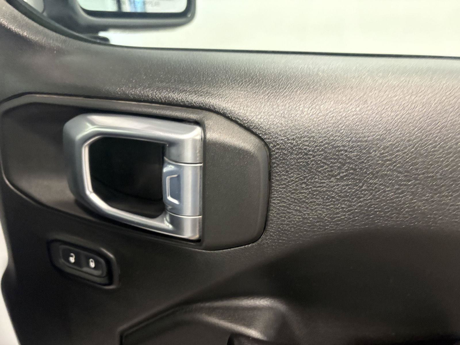 Used 2021 Jeep Gladiator Sport AWD/4WD image 45