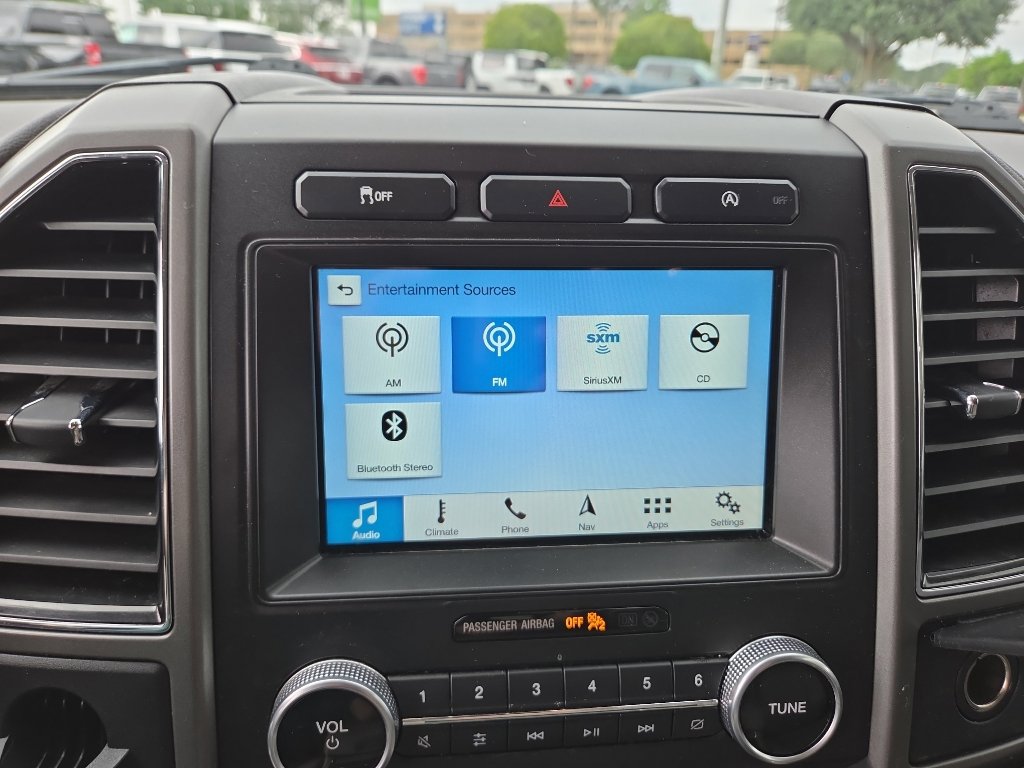 Used 2018 Ford Expedition XLT w/ Equipment Group 202A RWD image 27