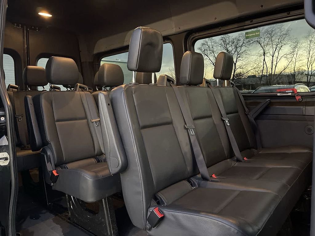 Used 2019 Mercedes-Benz Sprinter 2500 image 25