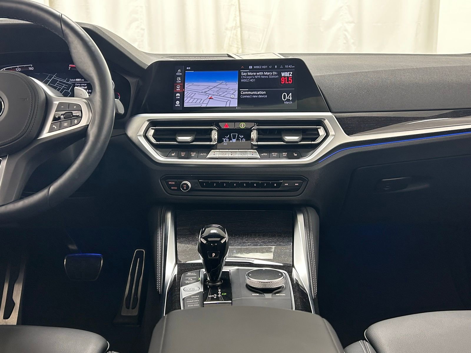 Used 2023 BMW 430i xDrive Coupe w/ M Sport Package image 9