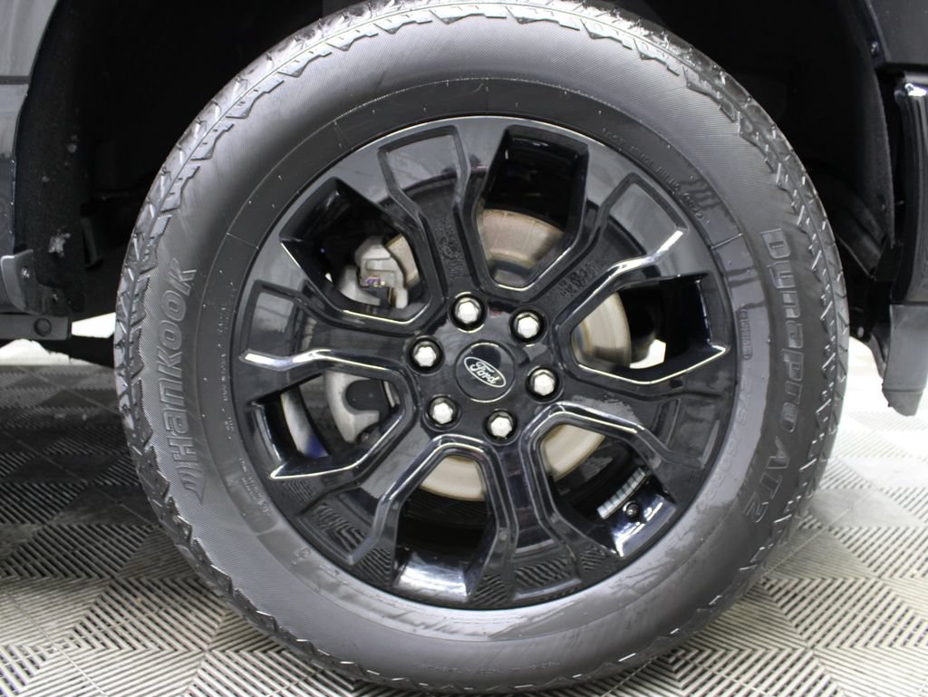 Used 2022 Ford F150 Lariat w/ Equipment Group 502A High AWD/4WD image 13