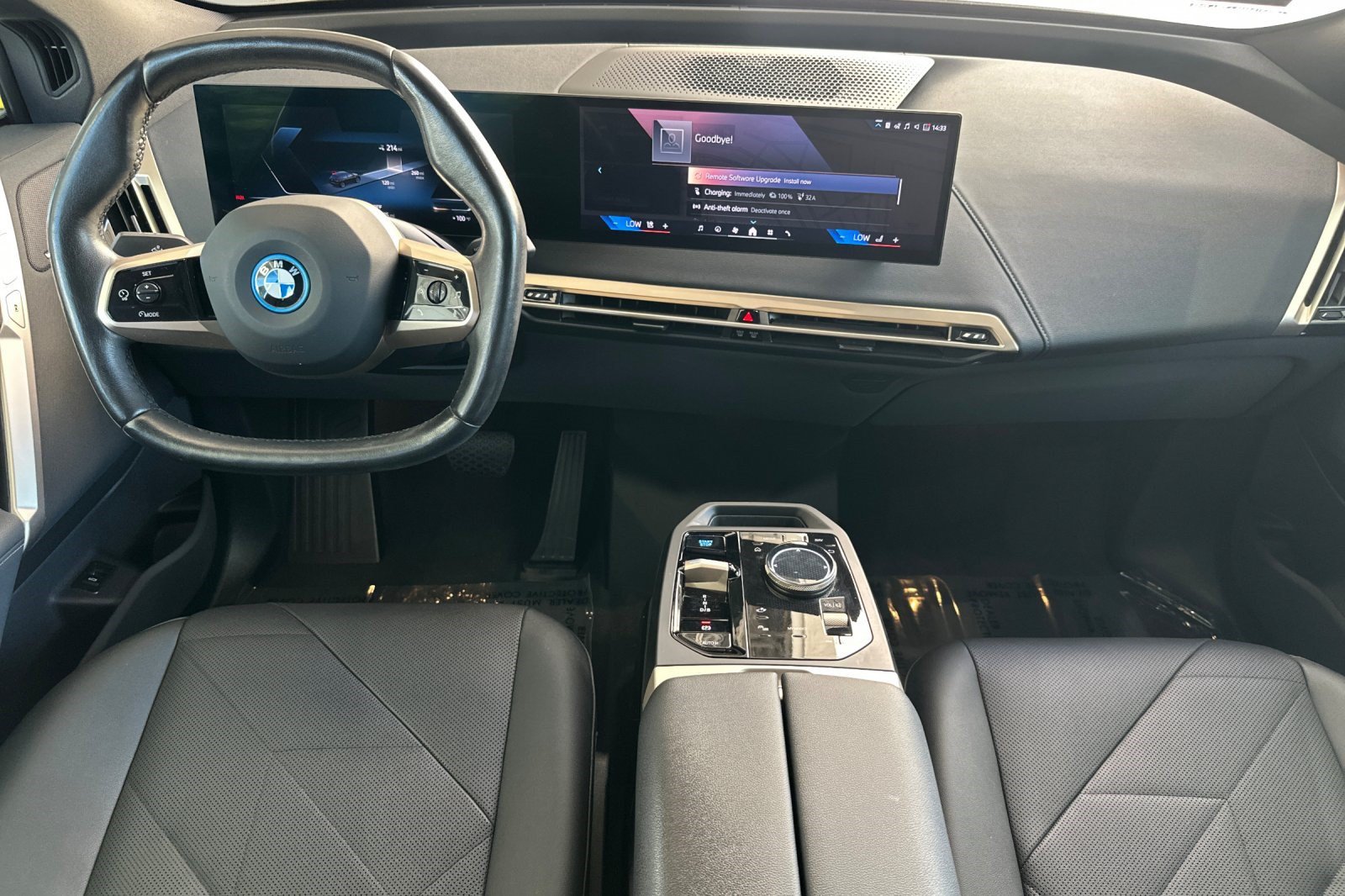 Certified 2024 BMW iX xDrive50 w/ Sport Package AWD/4WD image 17