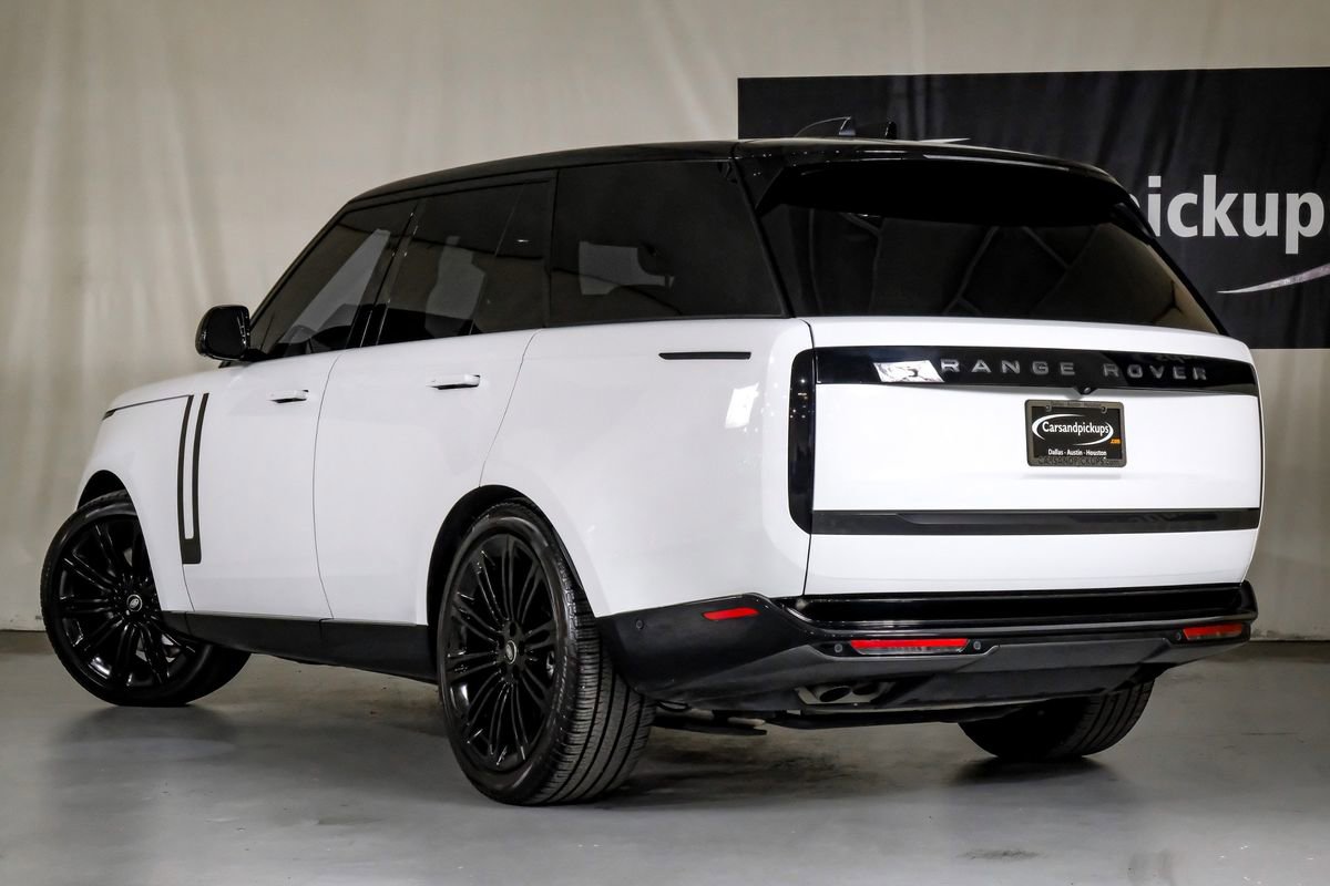 Used 2024 Land Rover Range Rover SE image 10