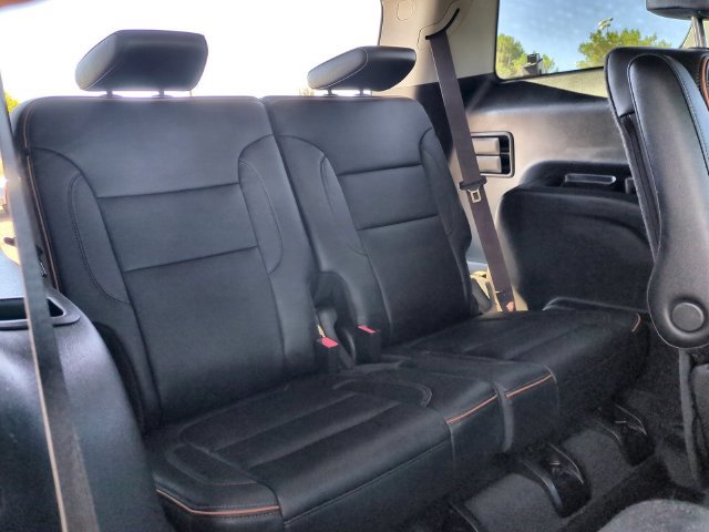 Used 2023 GMC Acadia AT4 w/ Technology Package AWD/4WD image 35