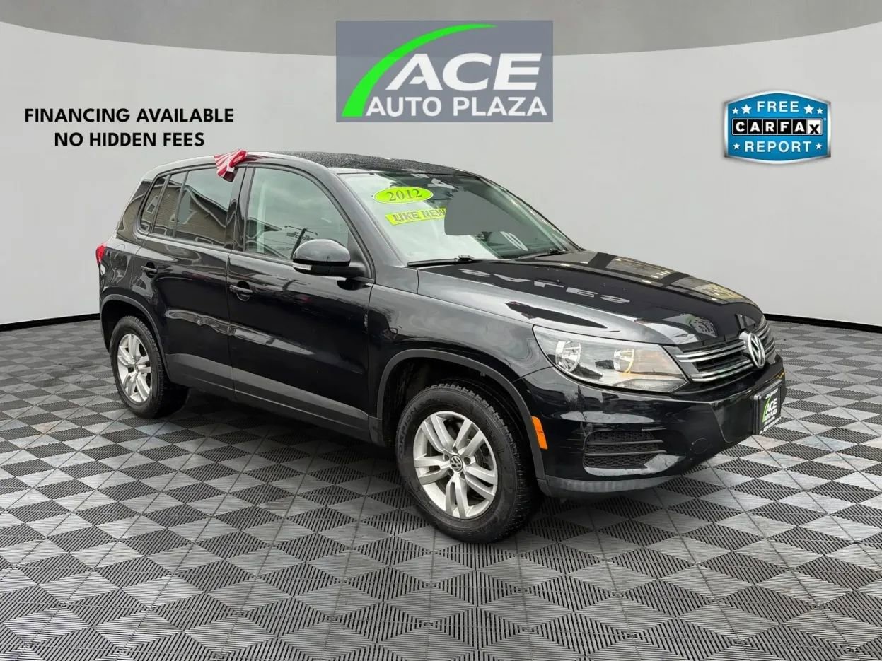 Used 2012 Volkswagen Tiguan S image 1