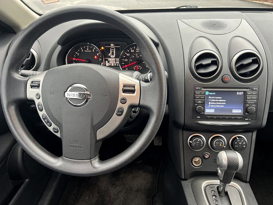 Used 2012 Nissan Rogue SV w/ Premium Pkg image 16