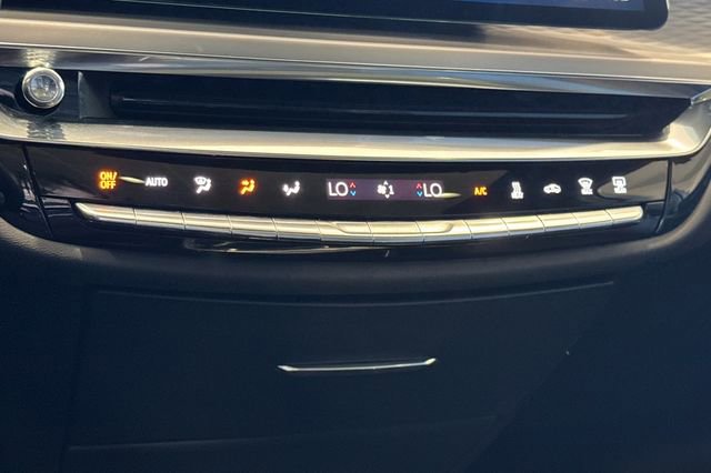 Certified 2024 Cadillac Lyriq Luxury image 20