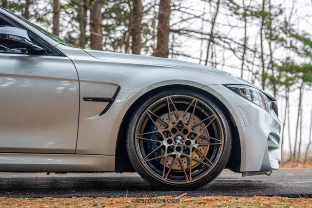 Used 2018 BMW M3 RWD image 11