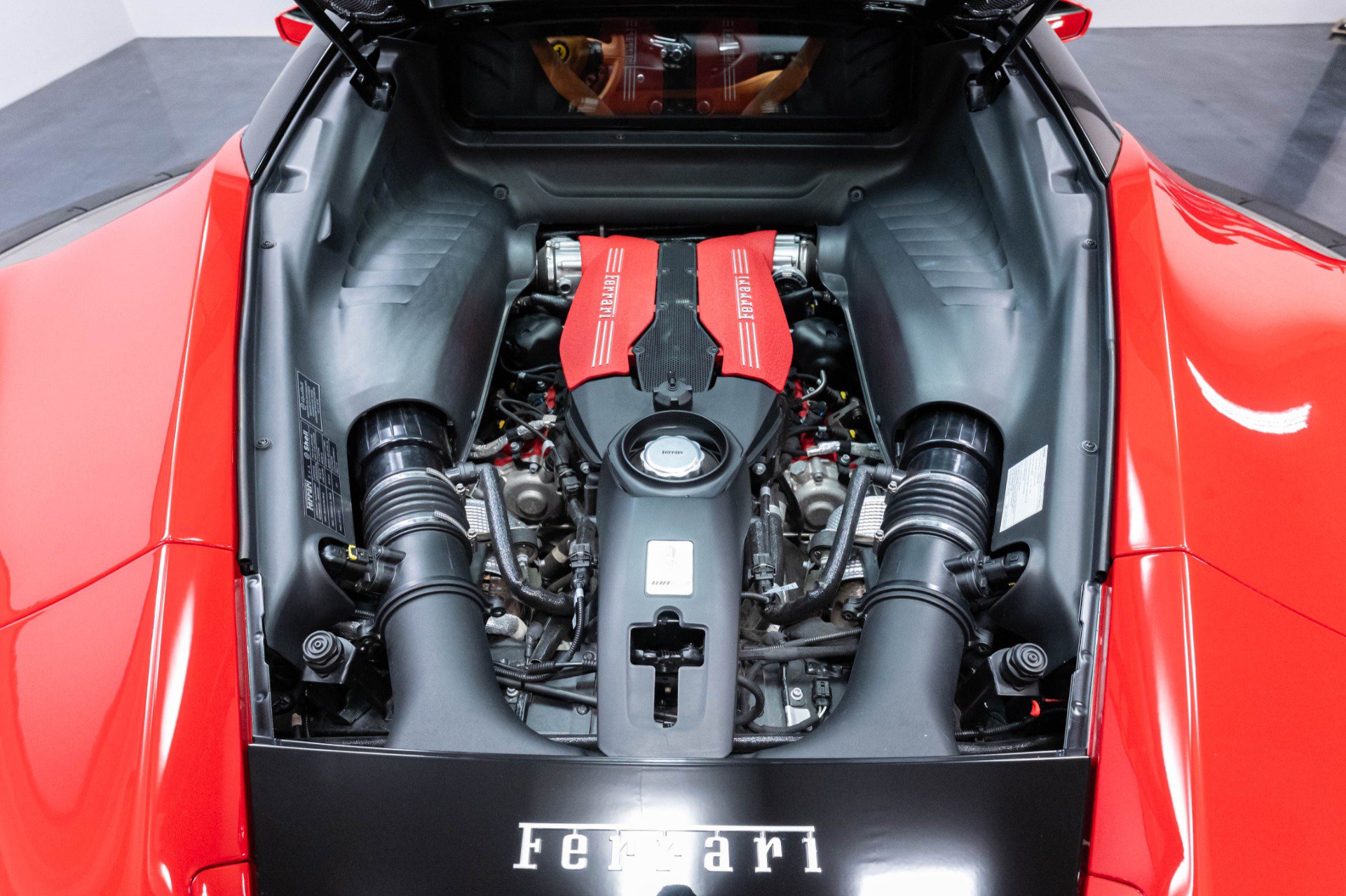 Used 2016 Ferrari 488 GTB RWD image 71