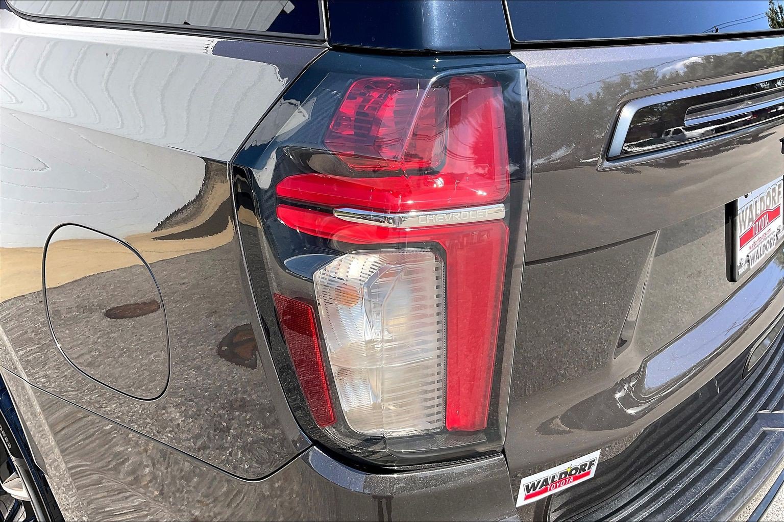 Used 2021 Chevrolet Tahoe RST AWD/4WD image 35