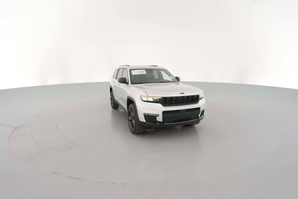 New 2025 Jeep Grand Cherokee L Limited w/ Black Appearance Package image 17