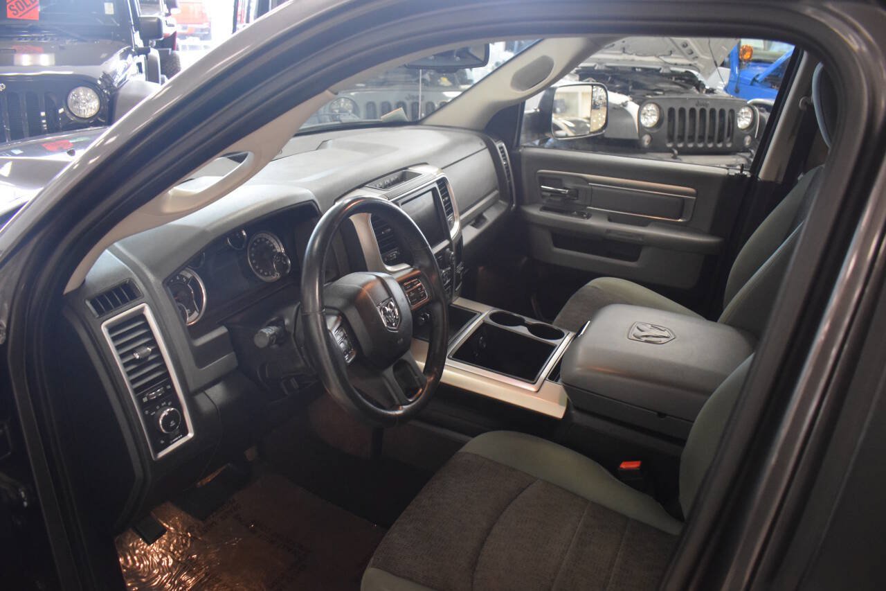 Used 2015 RAM 1500 Big Horn AWD/4WD image 22