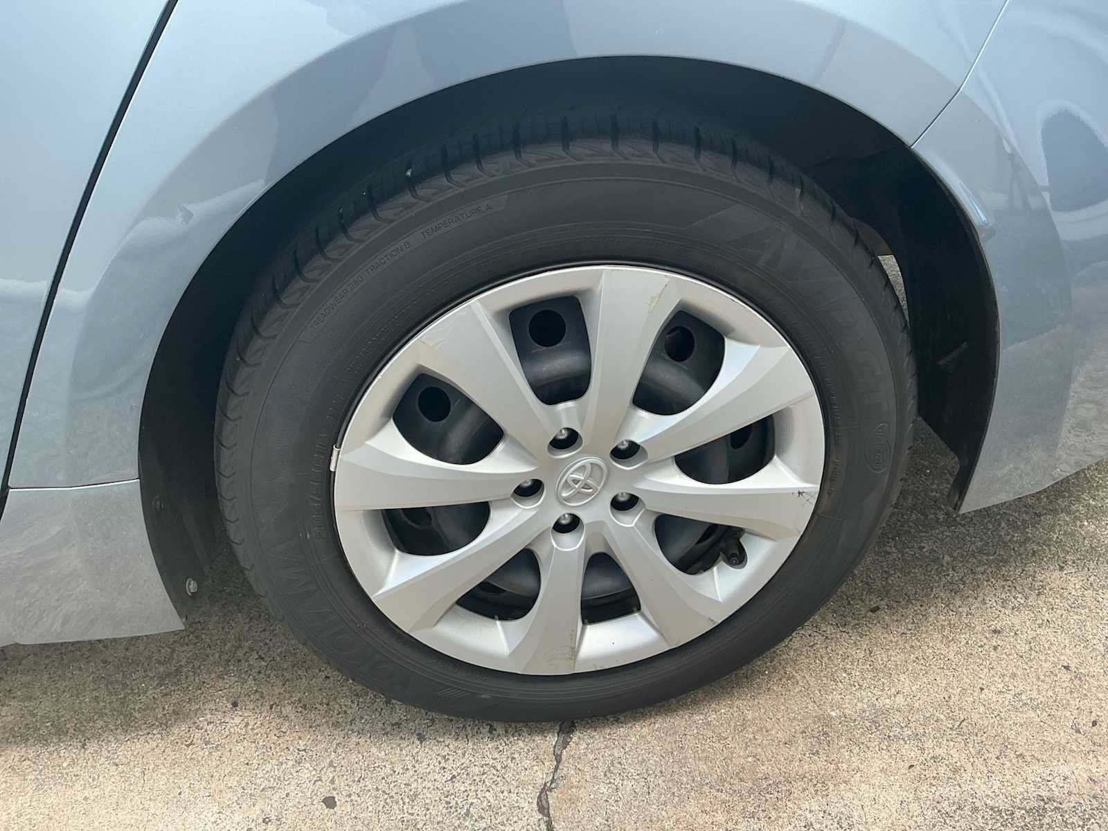 Used 2024 Toyota Corolla LE FWD image 10