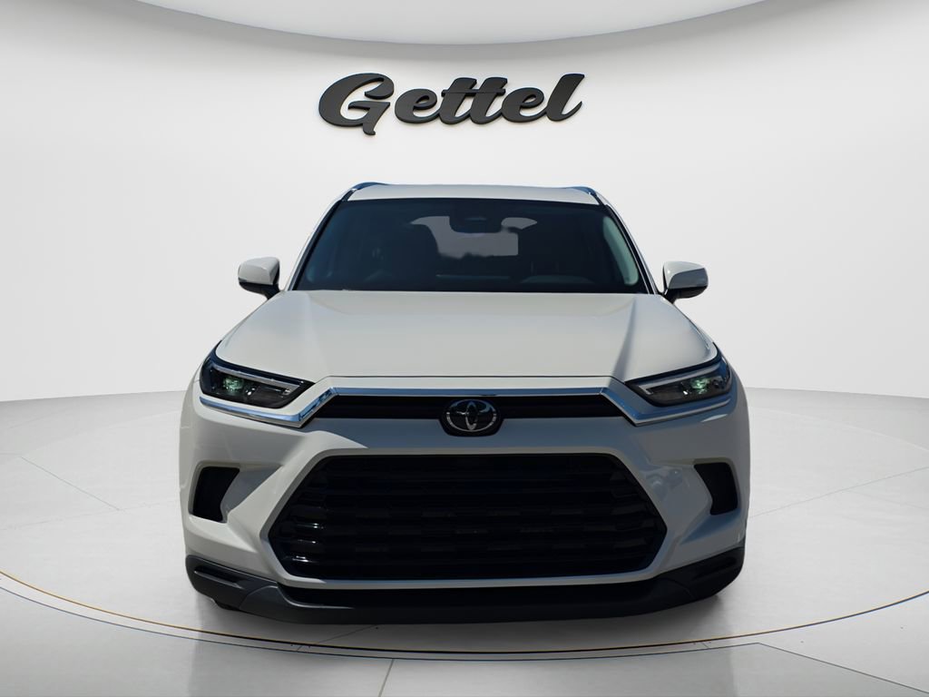 Certified 2024 Toyota Grand Highlander XLE image 2