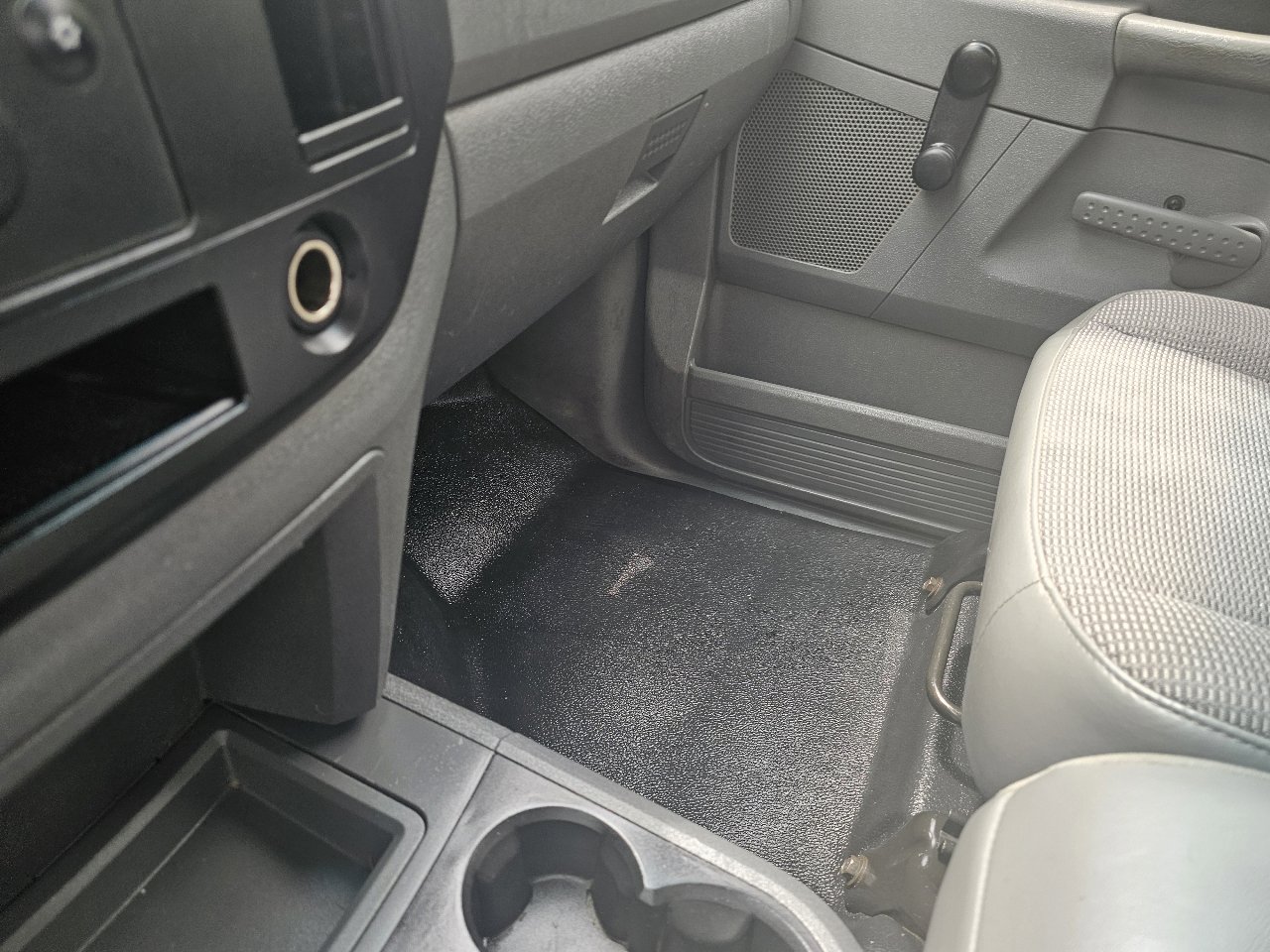 Used 2006 Dodge Ram 2500 Truck ST w/ Trailer Tow Group image 18