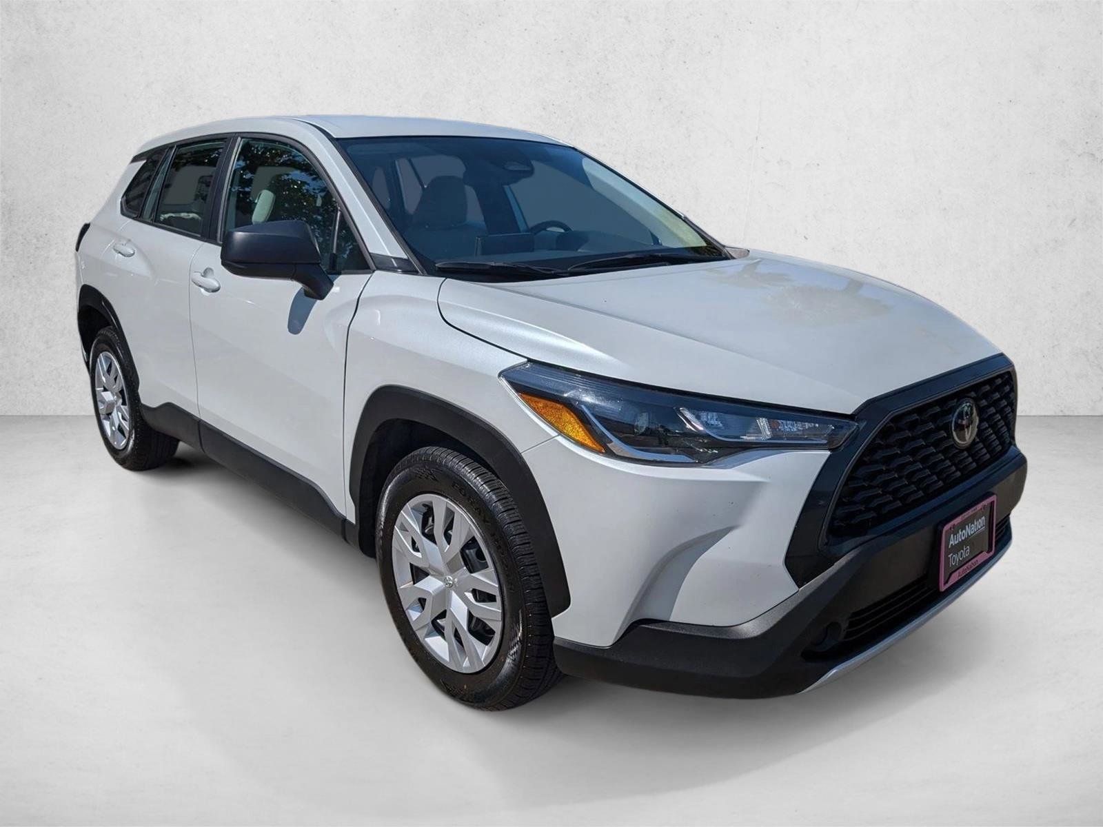 Certified 2024 Toyota Corolla Cross L AWD/4WD image 4