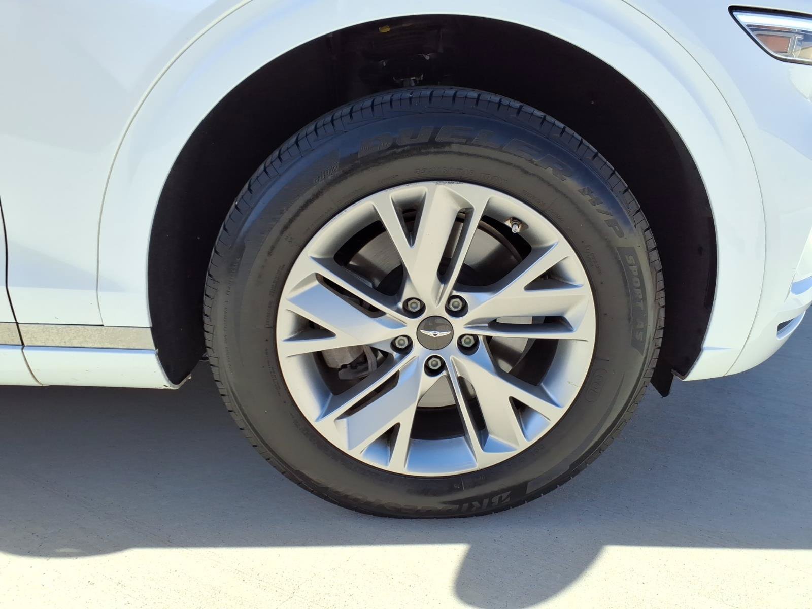 Certified 2022 Genesis GV70 2.5T AWD/4WD image 8