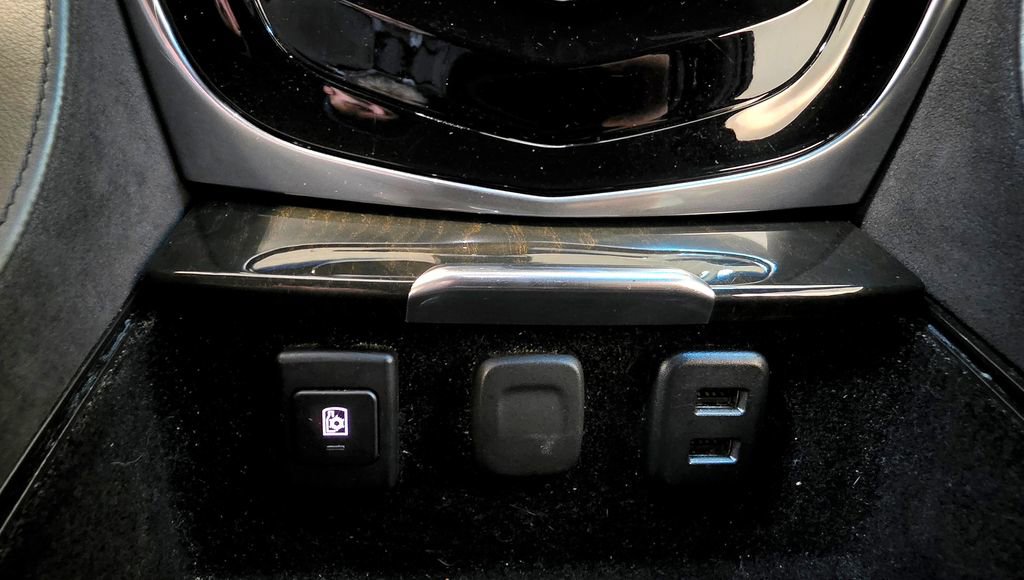 Used 2019 Cadillac Escalade Platinum AWD/4WD image 62