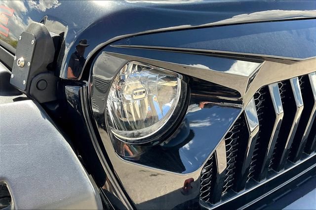 Used 2022 Jeep Gladiator Mojave w/ LED Lighting Group image 31