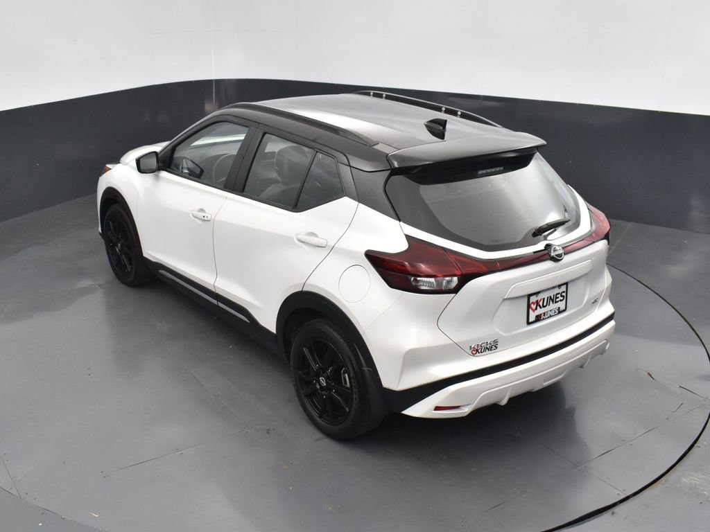 Used 2023 Nissan Kicks SR w/ SR Premium Package image 42