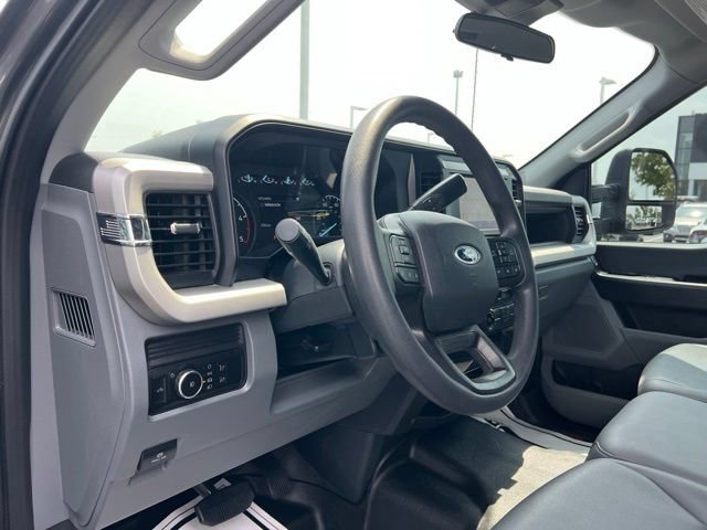 Used 2025 Ford F350 XL AWD/4WD image 9