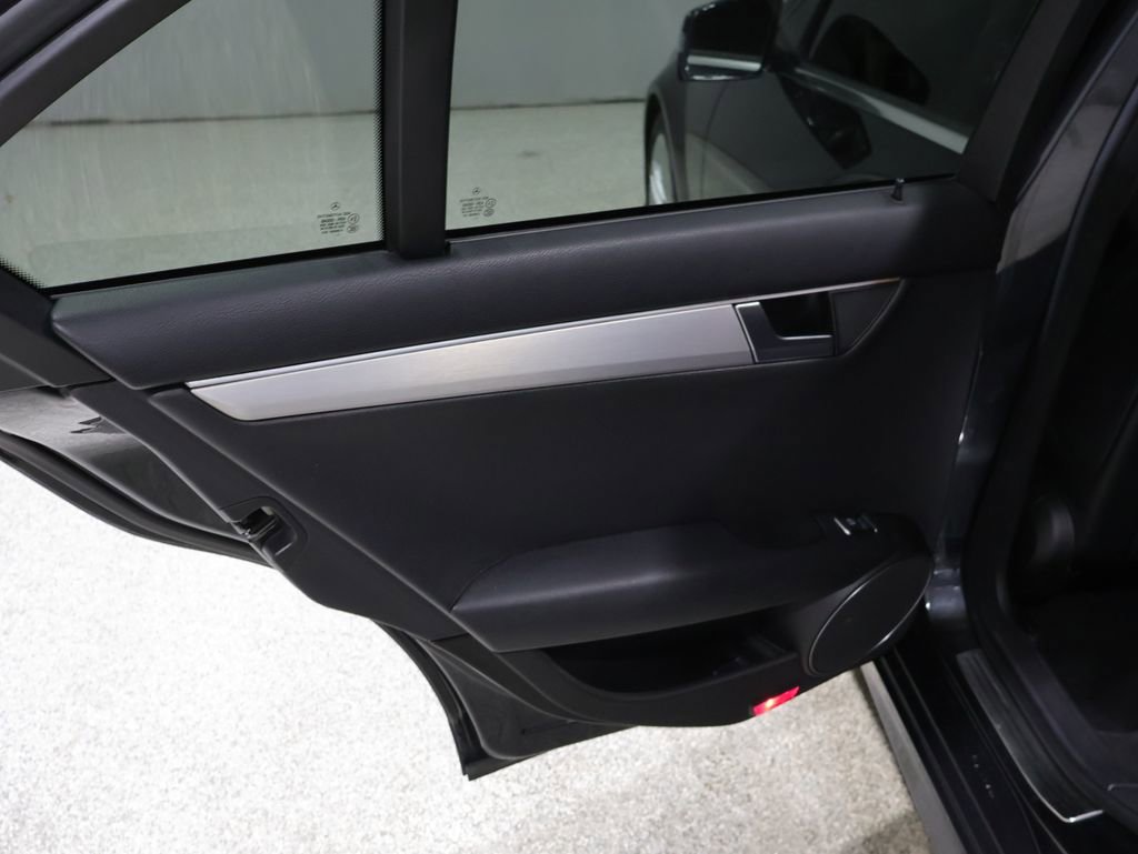 Used 2012 Mercedes-Benz C 300 4MATIC Sedan image 19
