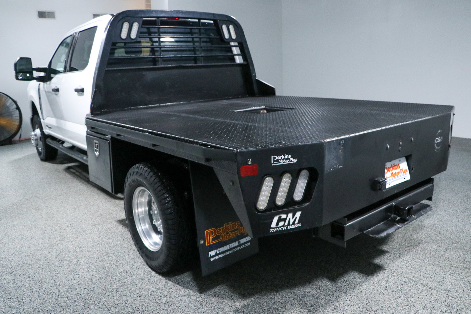 Used 2024 Ford F350 XLT w/ FX4 Off-Road Package AWD/4WD image 9