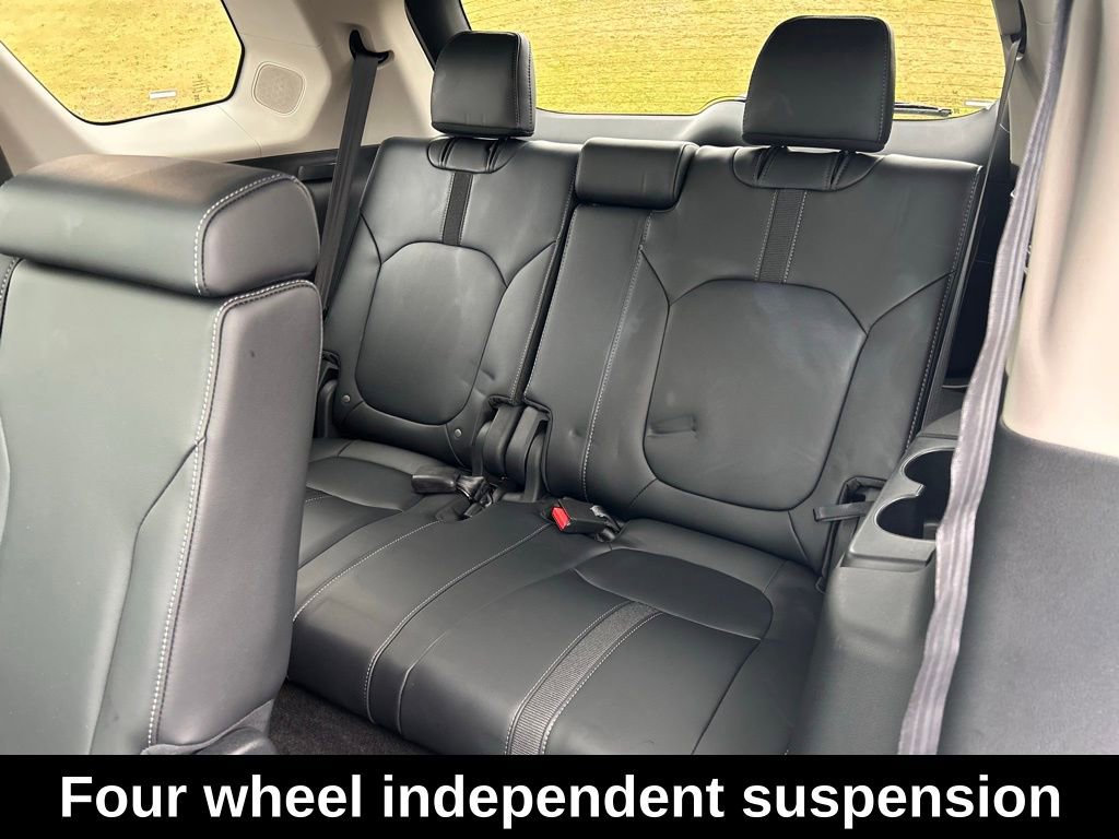 Used 2024 Honda Pilot Touring image 22