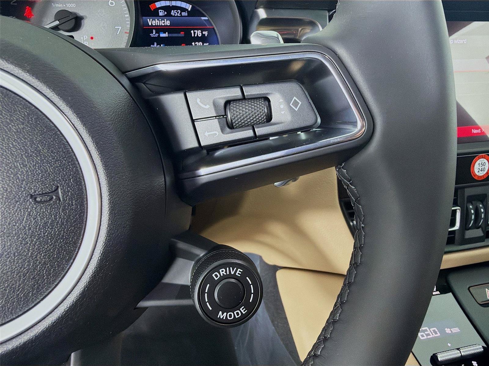New 2026 Porsche Macan S AWD/4WD image 14