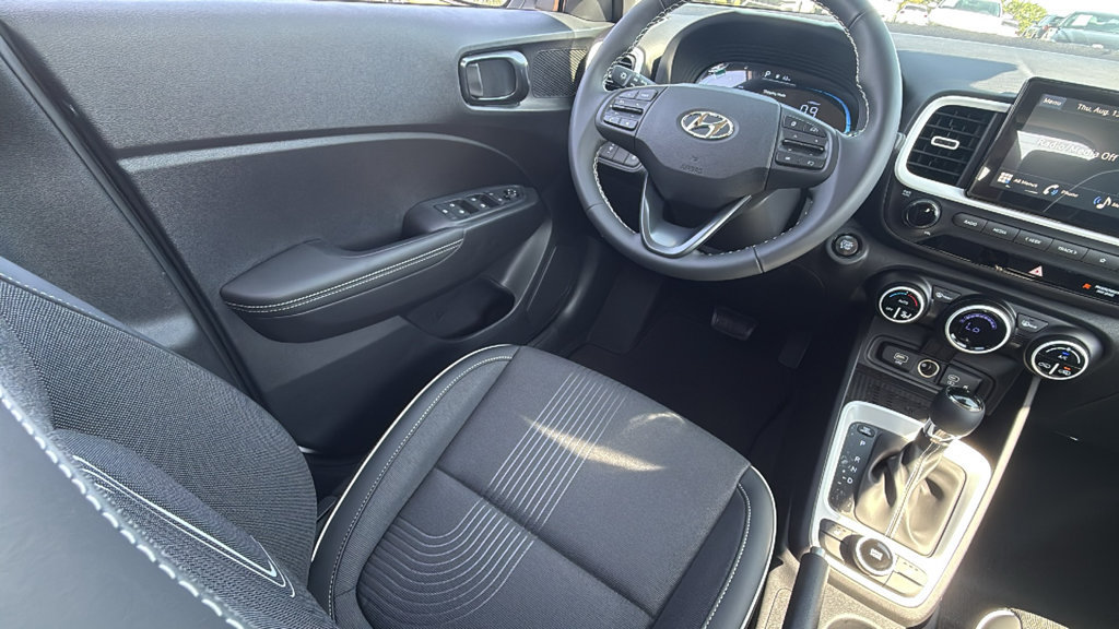 New 2026 Hyundai Venue SEL FWD image 14