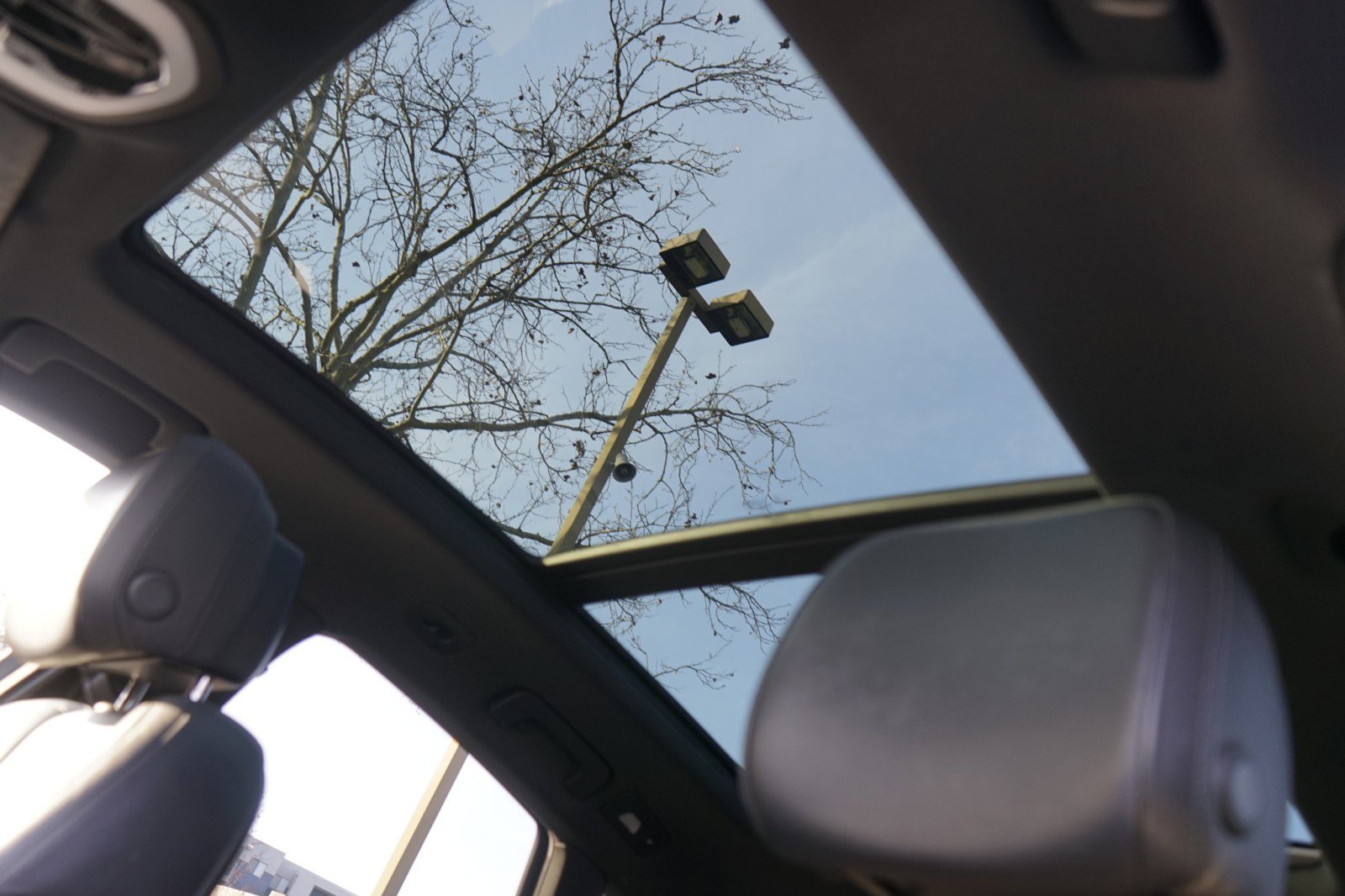 Used 2017 Porsche Macan S image 28