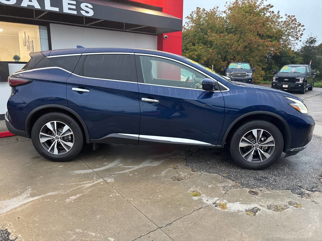 Used 2019 Nissan Murano S image 3