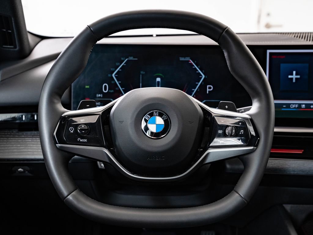 Certified 2025 BMW 530i xDrive AWD/4WD image 42
