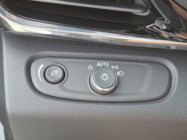 New 2026 Buick Envista Avenir image 9