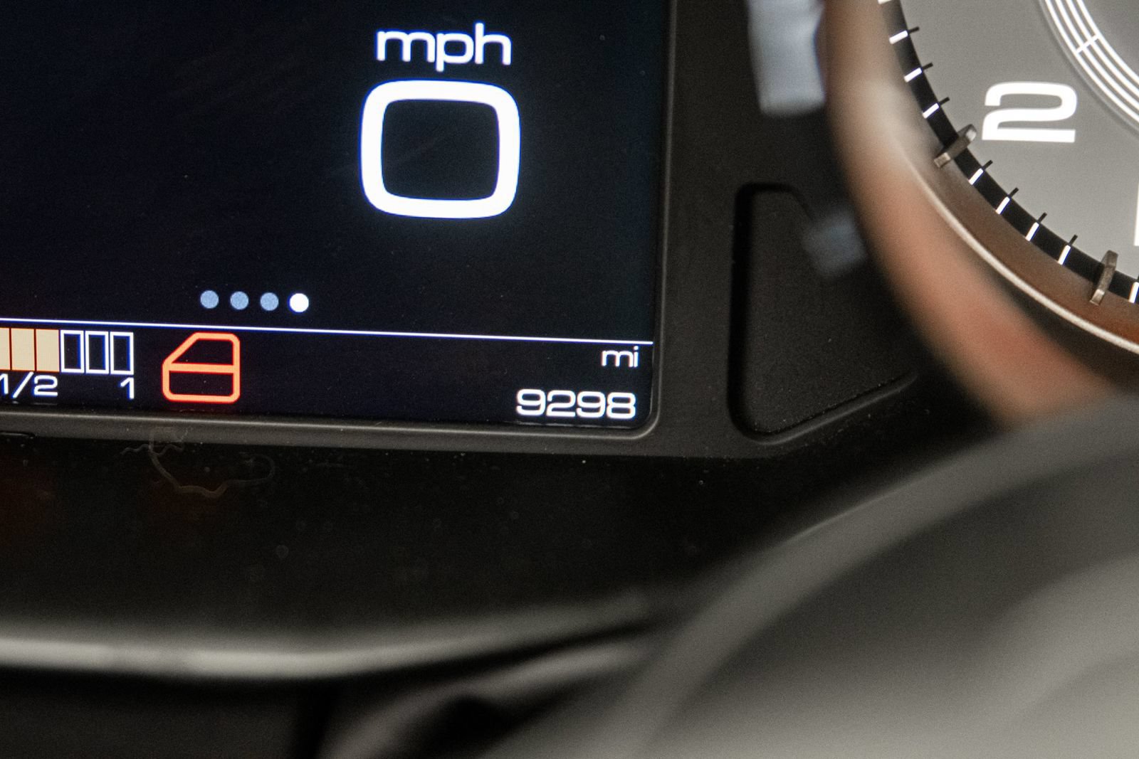 Used 2018 Ferrari 488 Spider RWD image 34