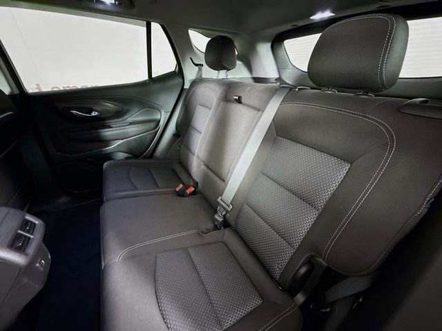 Used 2024 GMC Terrain SLE w/ Driver Convenience Package image 23