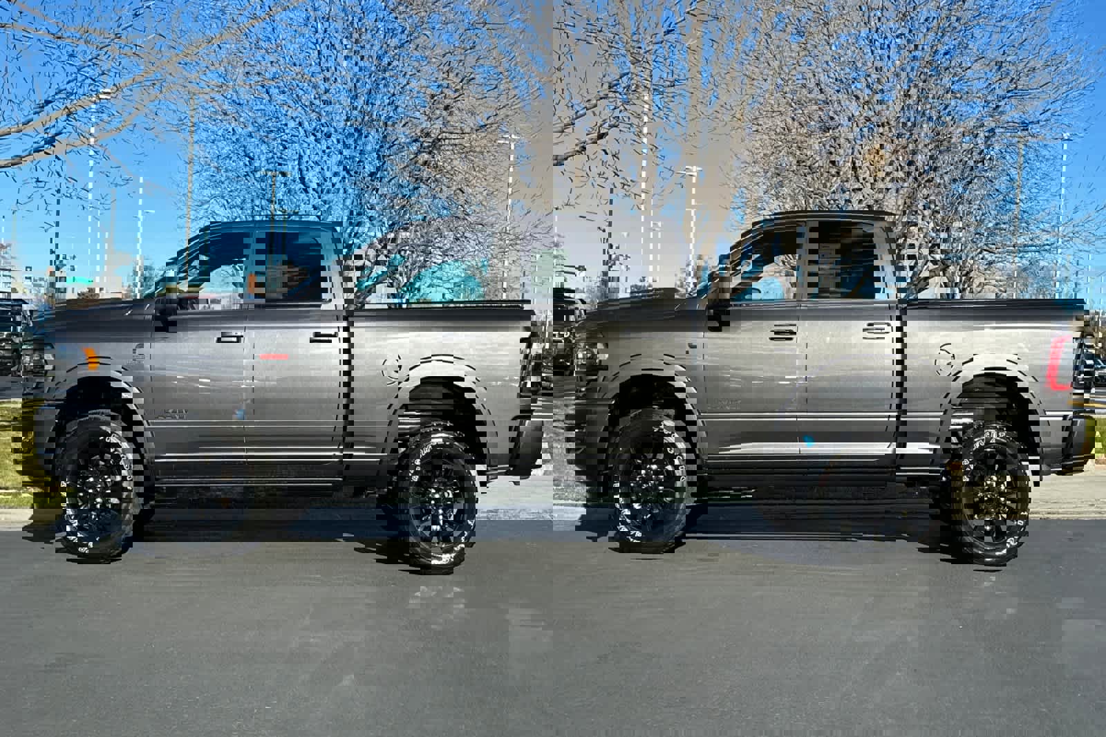 Used 2024 RAM 2500 Limited image 5