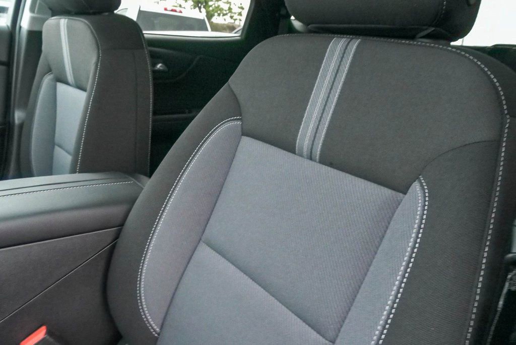 New 2026 Chevrolet Blazer LT w/ Convenience Package image 21