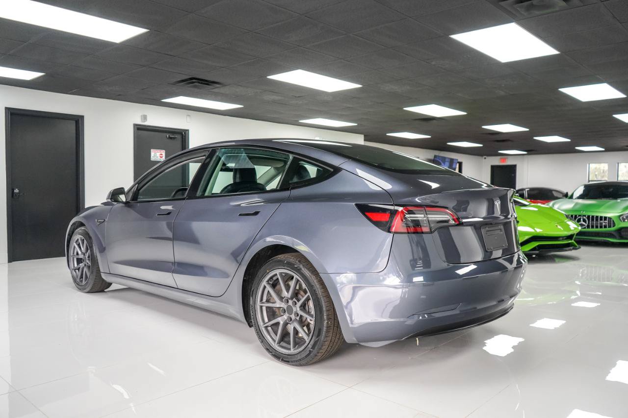 Used 2023 Tesla Model 3 Standard Range RWD image 3