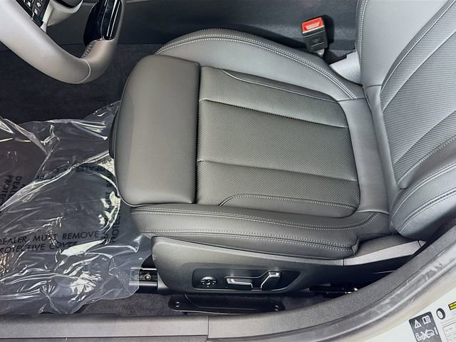 Used 2026 BMW 330i xDrive Sedan w/ Convenience Package image 19