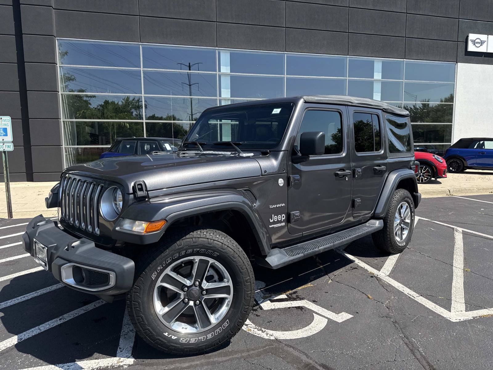 Used 2018 Jeep Wrangler Unlimited Sahara AWD/4WD image 1