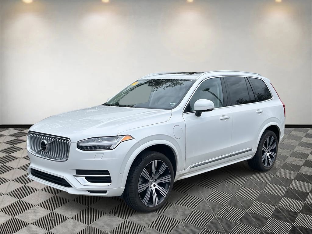 Used 2024 Volvo XC90 T8 Plus w/ Protection Package Premier image 7
