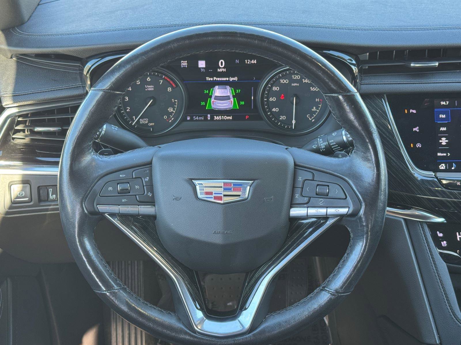 Certified 2022 Cadillac XT6 Premium Luxury w/ Technology Package image 13