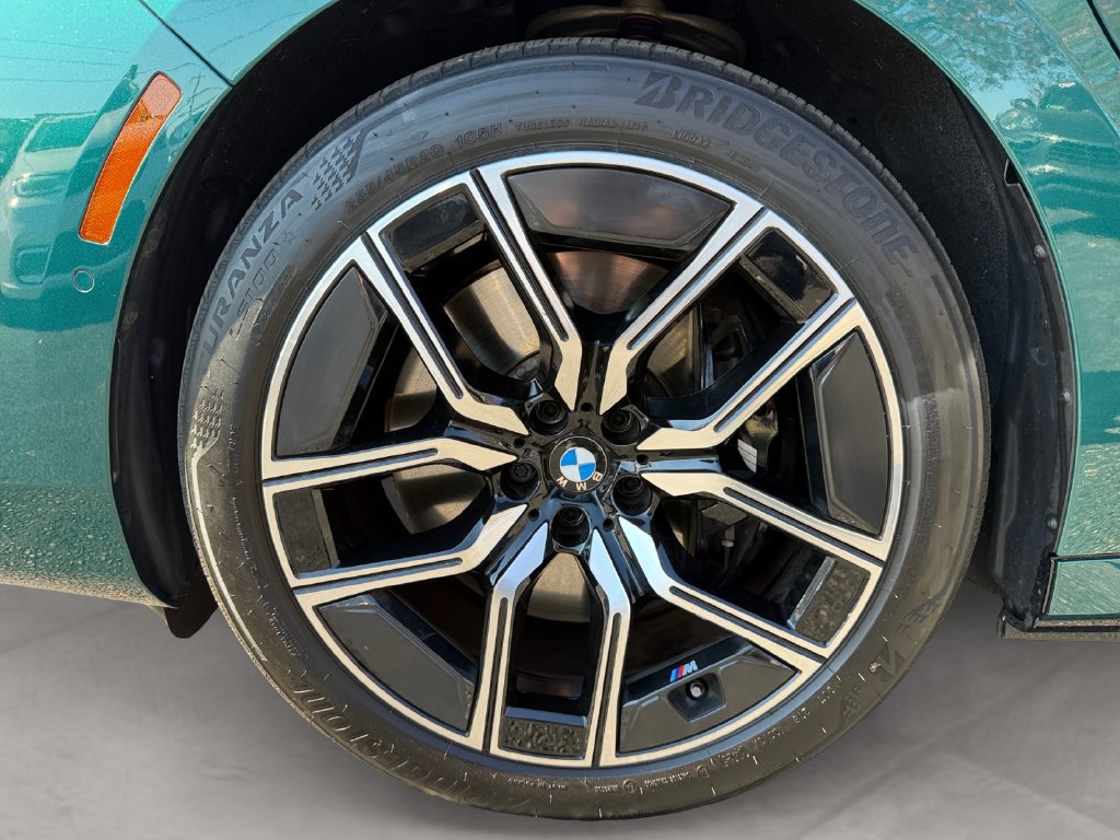 Certified 2026 BMW 750e xDrive AWD/4WD image 14