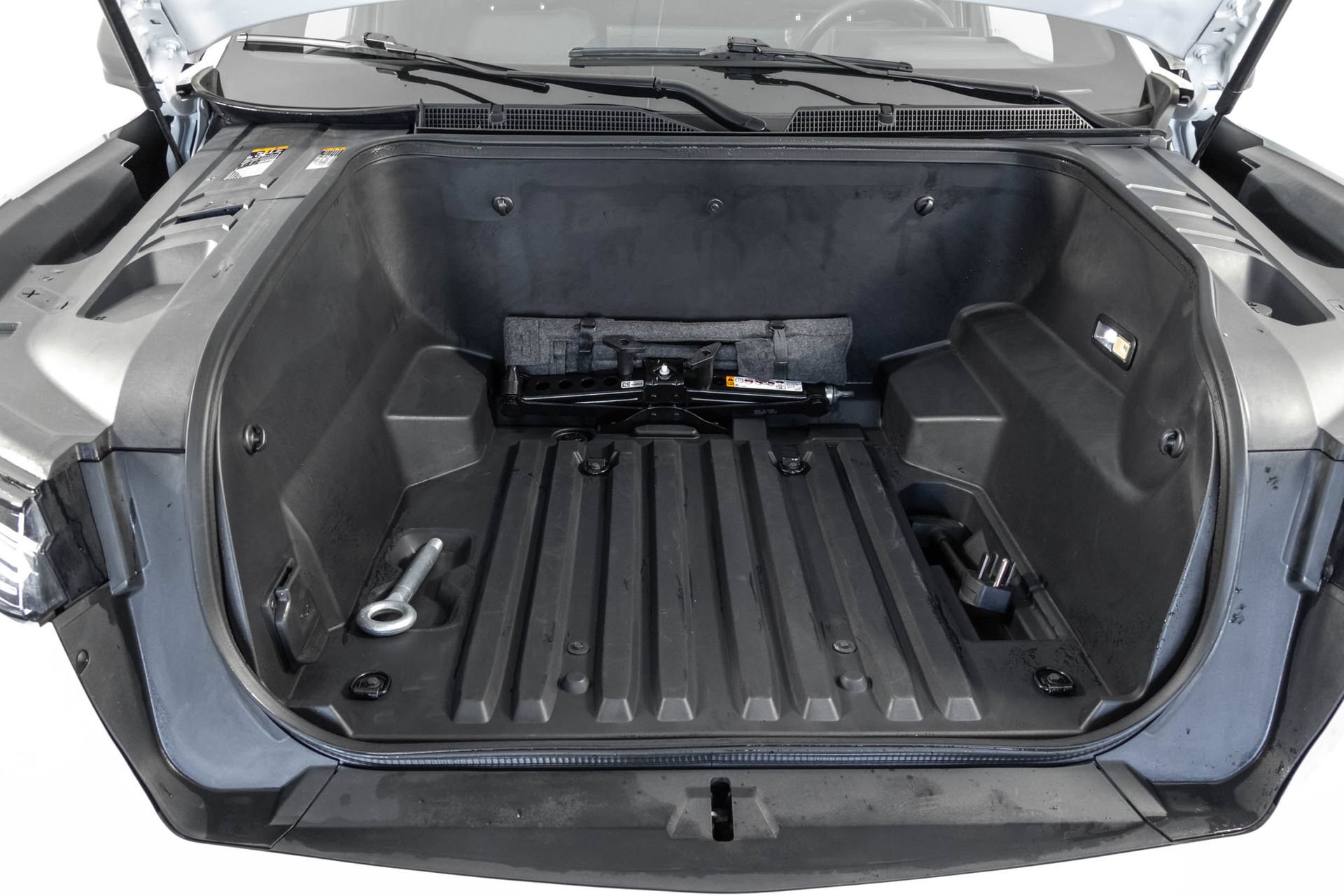 Used 2024 Chevrolet Silverado EV W/T AWD/4WD image 43